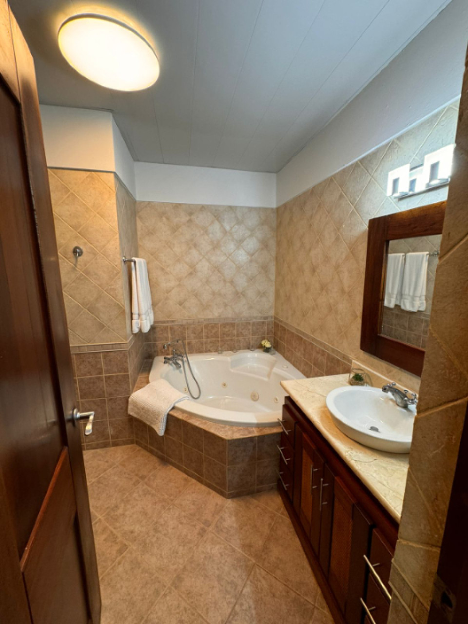 Property view 23