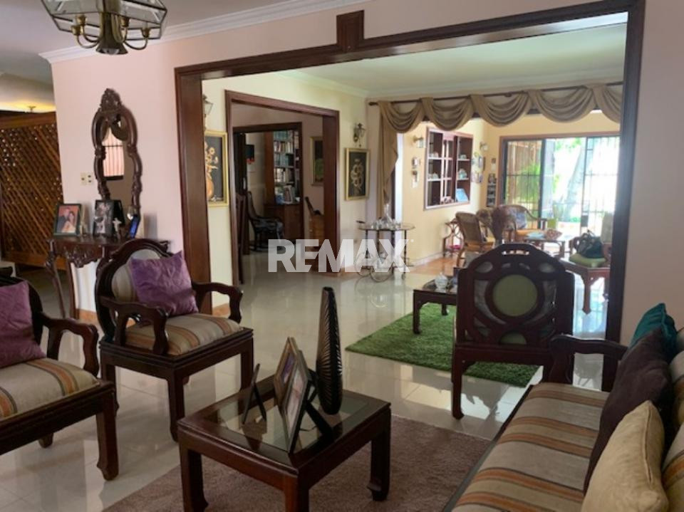 Casa en SANTO DOMINGO DE GUZMÁN, ALTOS DE ARROYO HONDO III