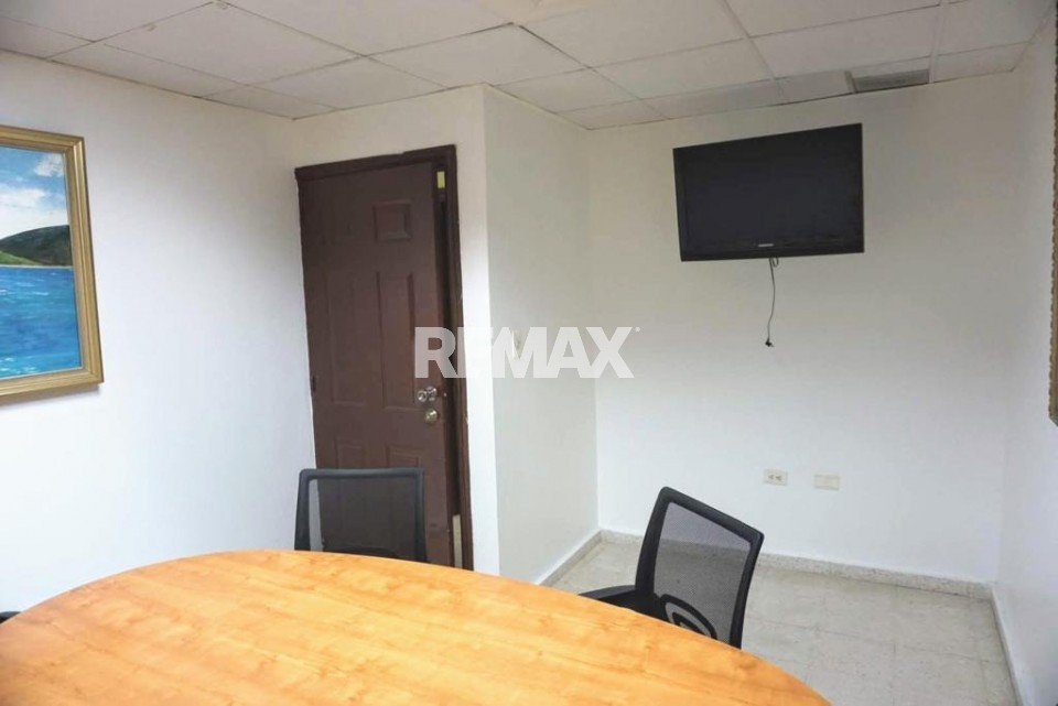 Commercial Space en SANTO DOMINGO DE GUZMÁN, EL MILLÓN