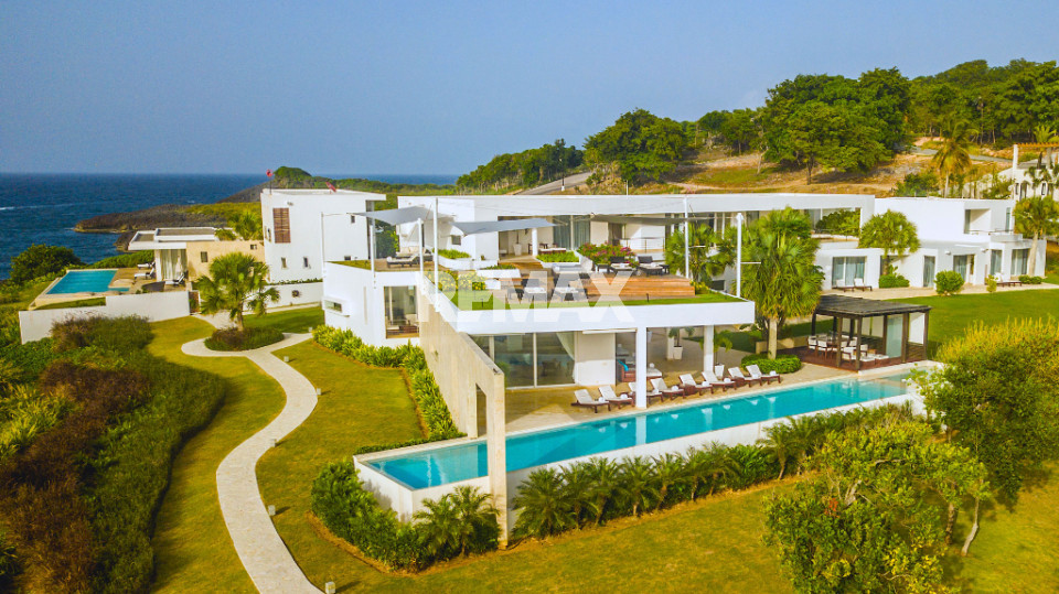 House en SAMANÁ, CENTRO DEL PUEBLO O EL LIMÓN