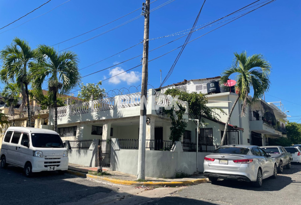 Casa en SANTO DOMINGO NORTE, EL EDÉN