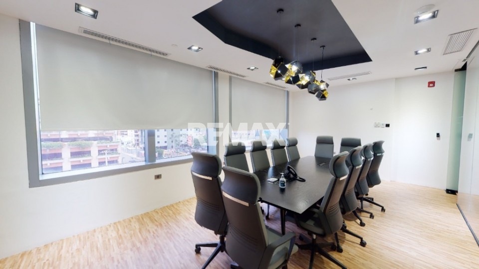 Local de Oficina en SANTO DOMINGO DE GUZMÁN, PIANTINI