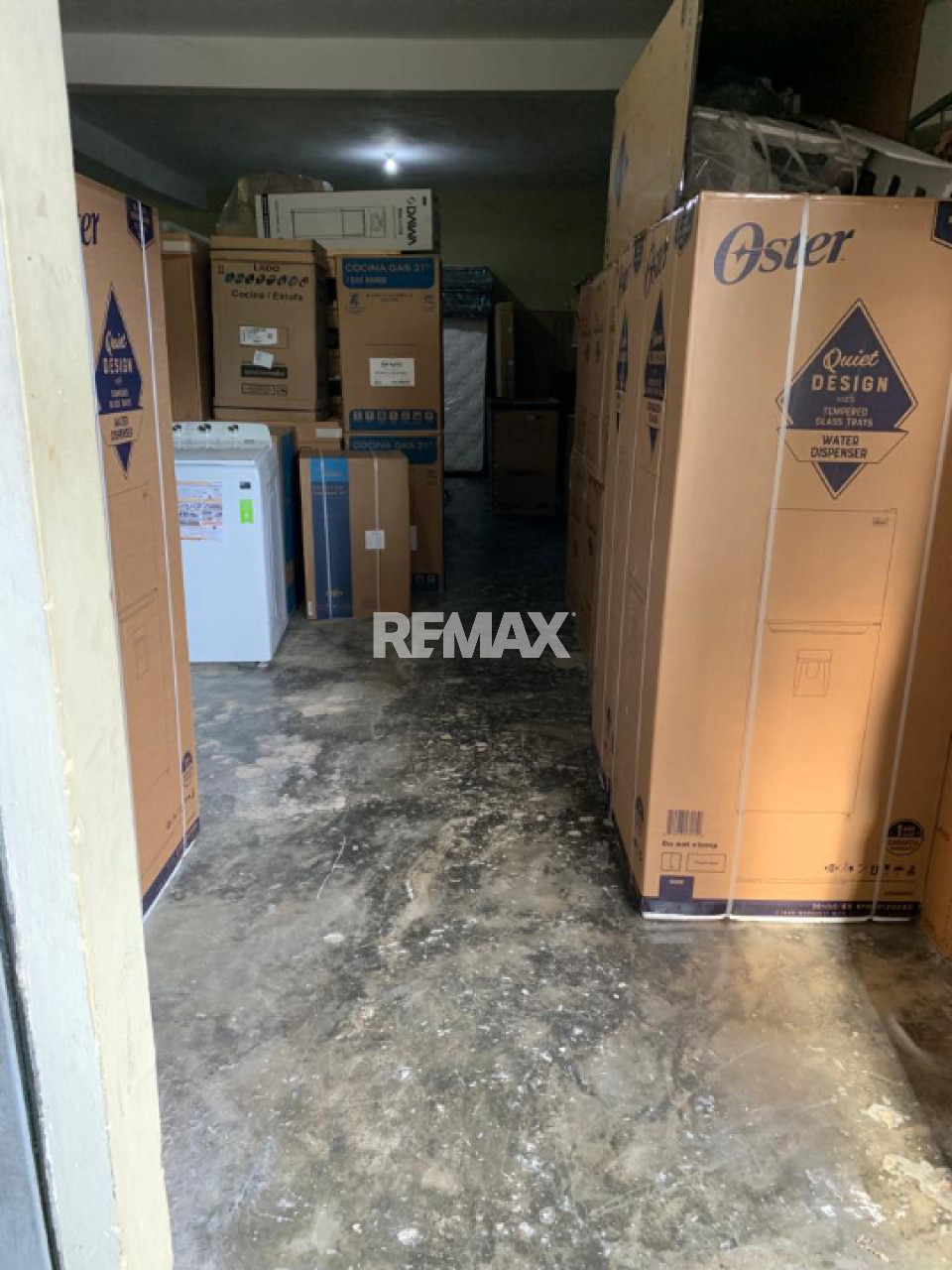 Local Comercial de 2 Niveles en Venta – Excelente Ubicación - 7