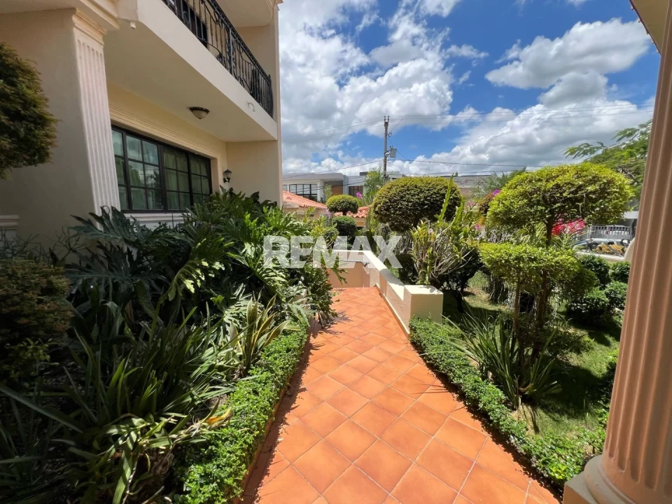 Casa en SANTO DOMINGO DE GUZMÁN, EL PINO