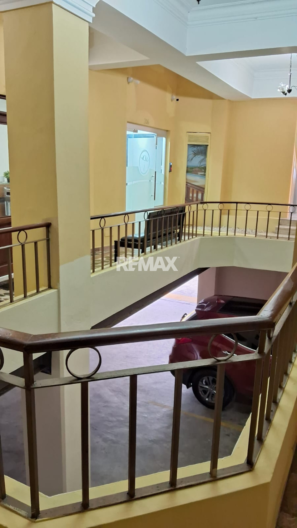 Local Comercial en SANTO DOMINGO DE GUZMÁN, ENSANCHE NACO