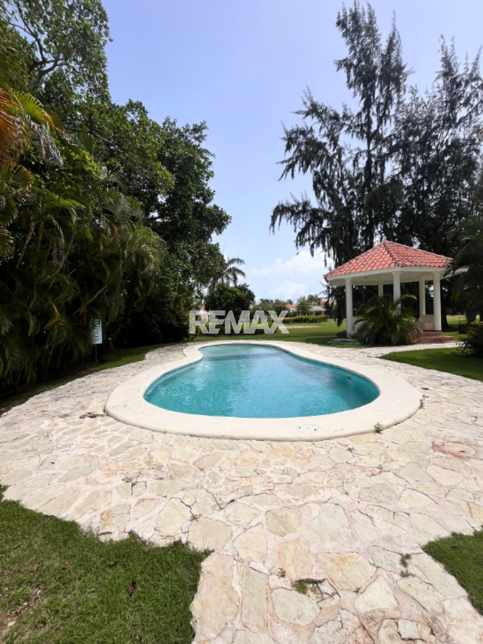 Apartamento en Cocotal con Terraza, Patio y Gazebo. - 1