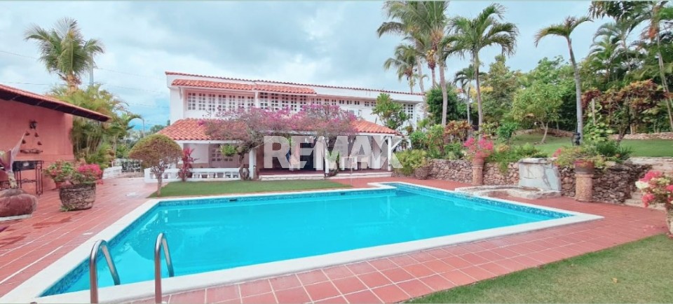 Casa en SANTO DOMINGO DE GUZMÁN, ALTOS DE ARROYO HONDO II