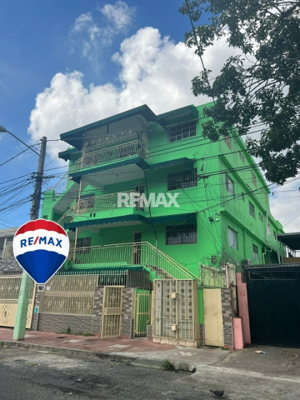 Building en SANTO DOMINGO ESTE, ENSANCHE OZAMA