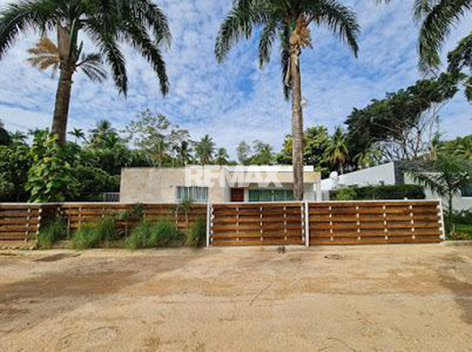 Casa en SAMANÁ LAS TERRENAS, PLAYA PUNTA POPY