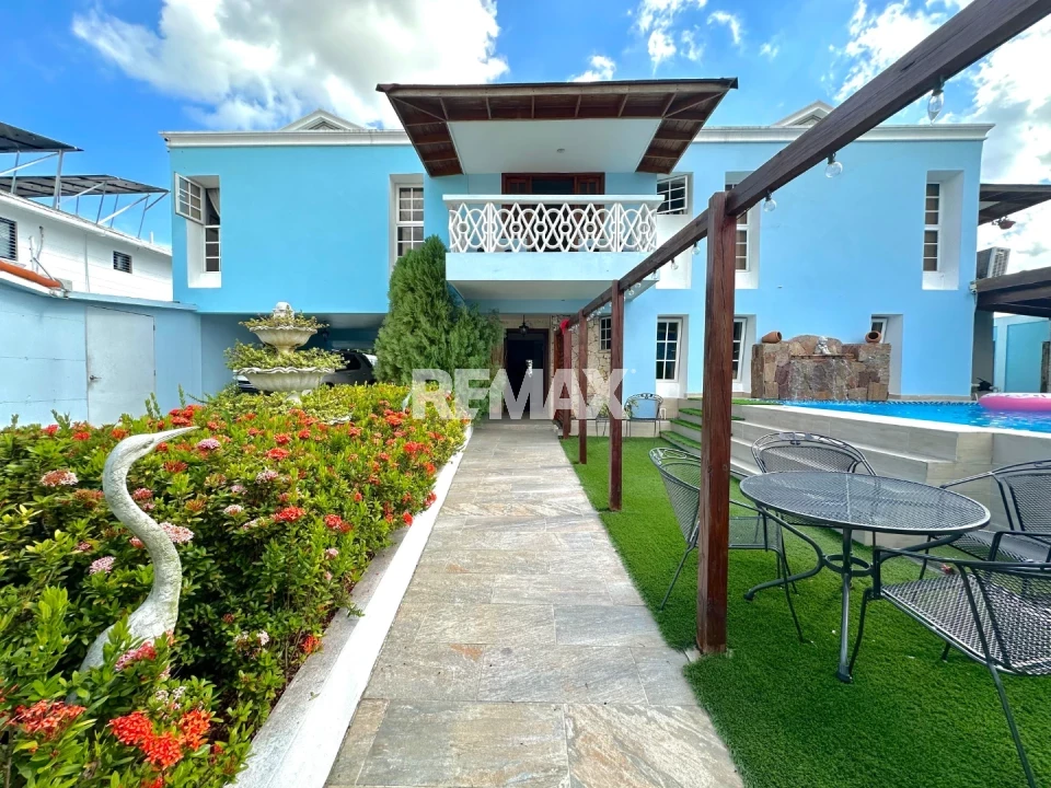 Casa en SANTO DOMINGO DE GUZMÁN, ALTOS DE ARROYO HONDO III