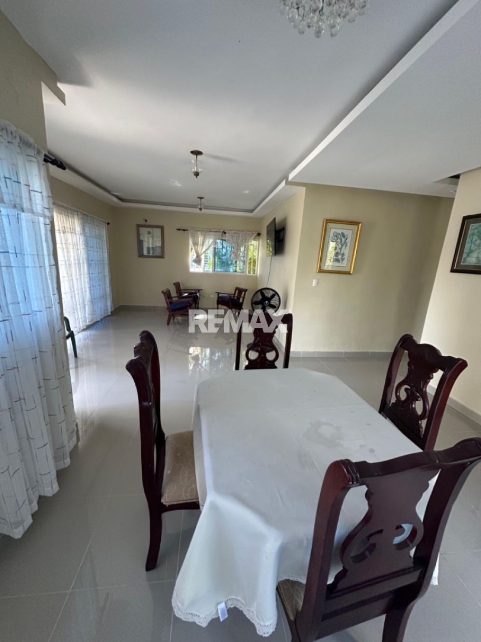 Casa en renta. y venta a 5min de Downtown Punta Cana - 2