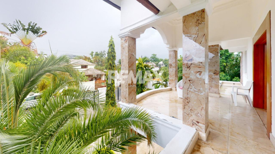 Casa en SANTO DOMINGO OESTE, ALAMEDA