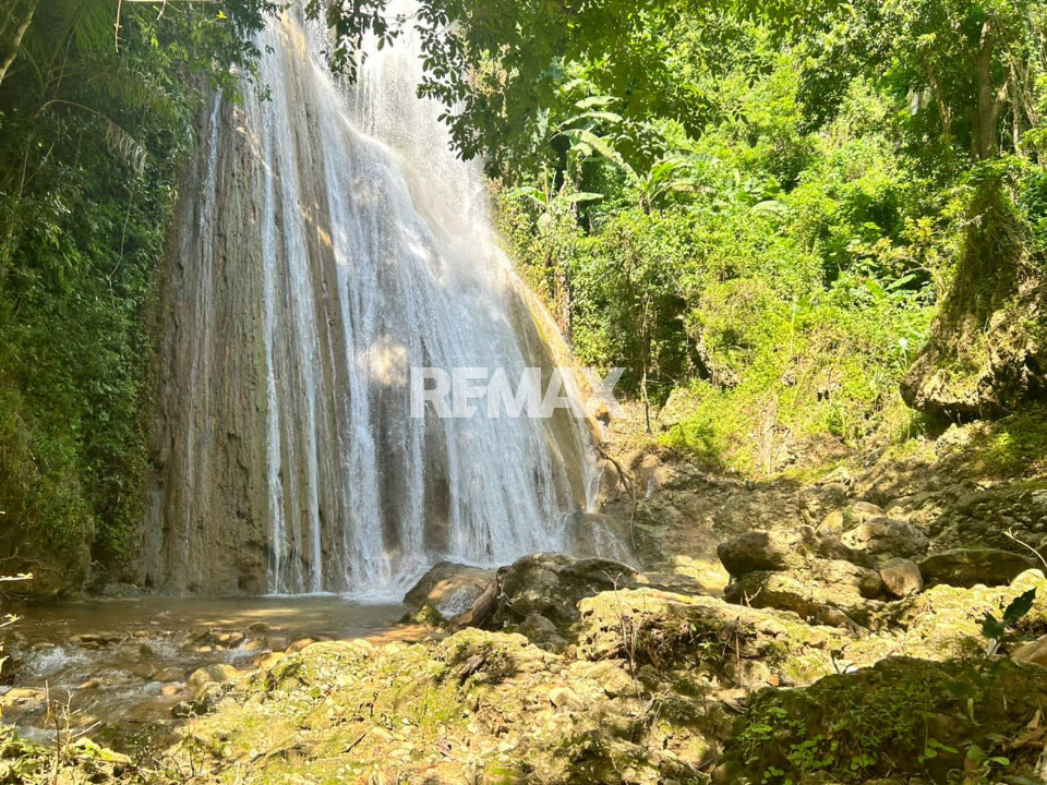 Land en SAMANÁ, SANTA BÁRBARA