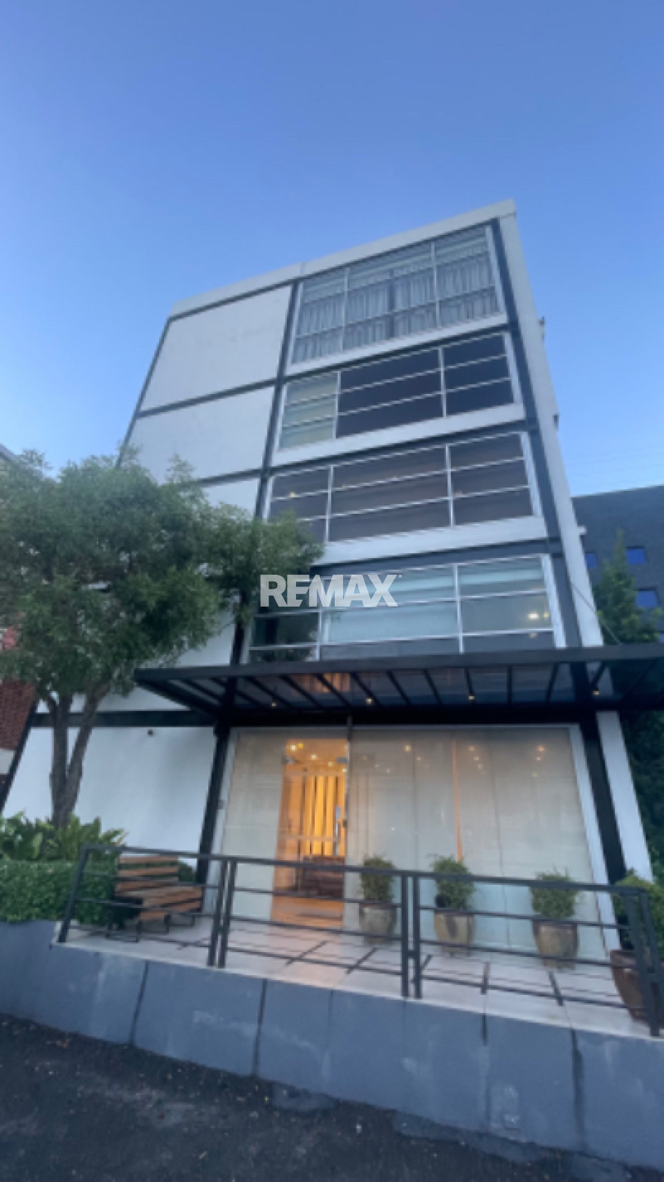 Local de Oficina en SANTO DOMINGO DE GUZMÁN, Viejo Arroyo Hondo