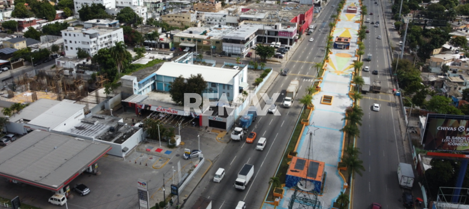 Commercial Space en SANTO DOMINGO ESTE, ENSANCHE OZAMA