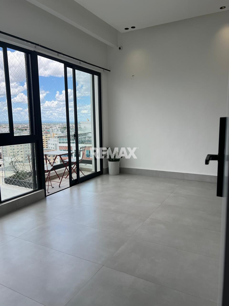 Apartamento en SANTO DOMINGO DE GUZMÁN, ENSANCHE NACO