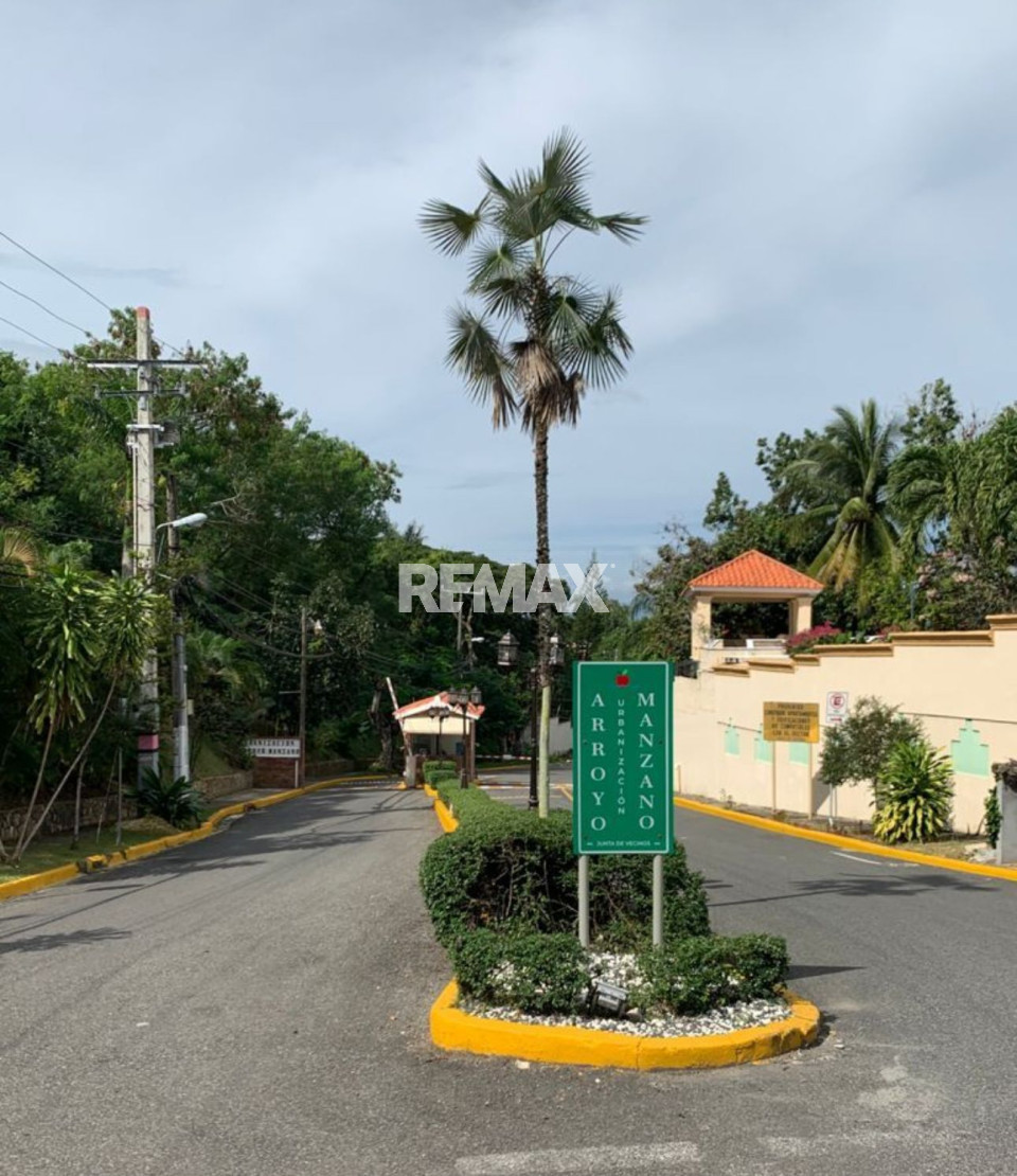 Terreno en ARROYO MANZANO, SANTO DOMINGO DE GUZMÁN