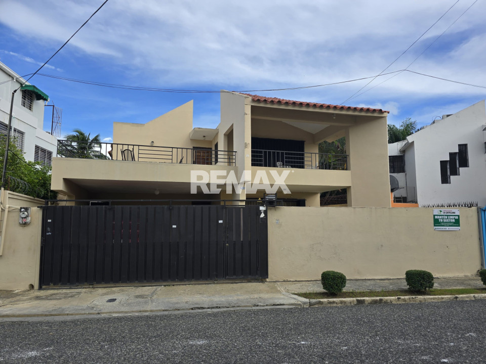 Casa en SANTO DOMINGO DE GUZMÁN, LA CASTELLANA