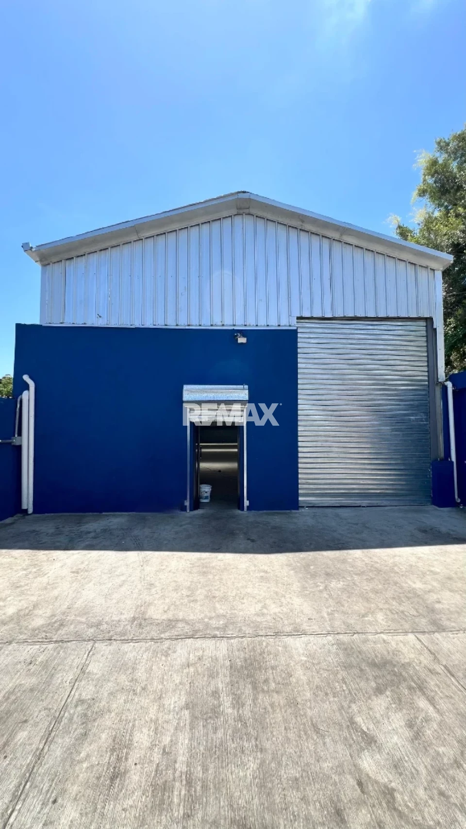 Nave Industrial en SANTO DOMINGO DE GUZMÁN, ENSANCHE LA FÉ