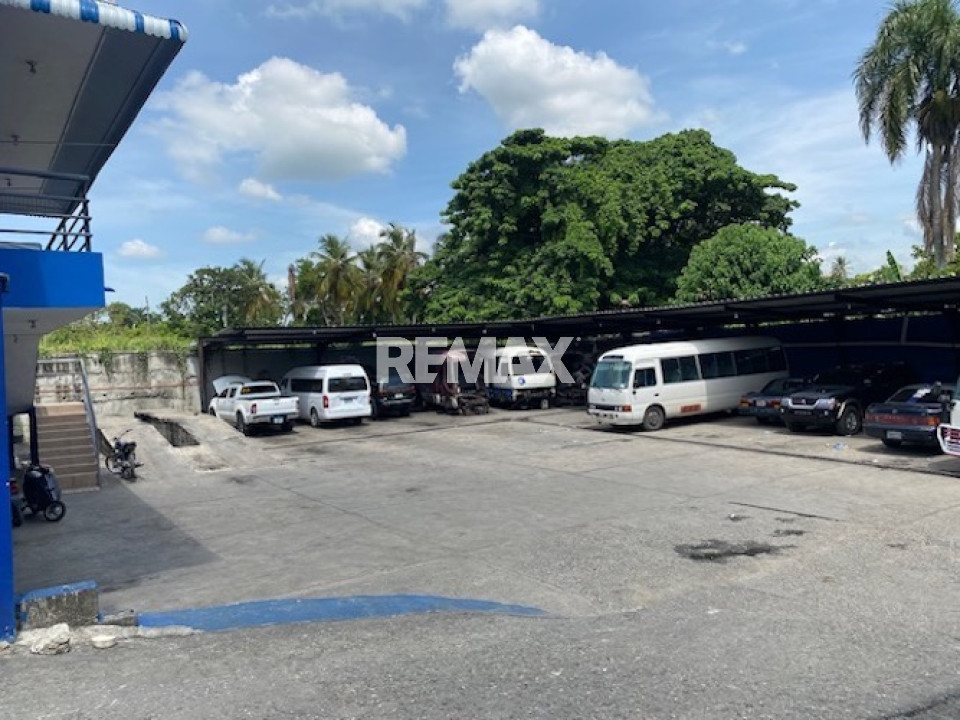 Local Comercial en SAN CRISTÓBAL, LAVAPIE