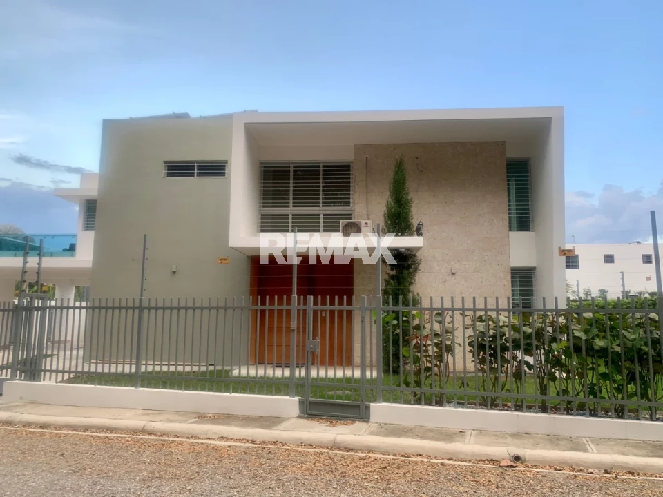 House en SANTIAGO, EL DORADO I