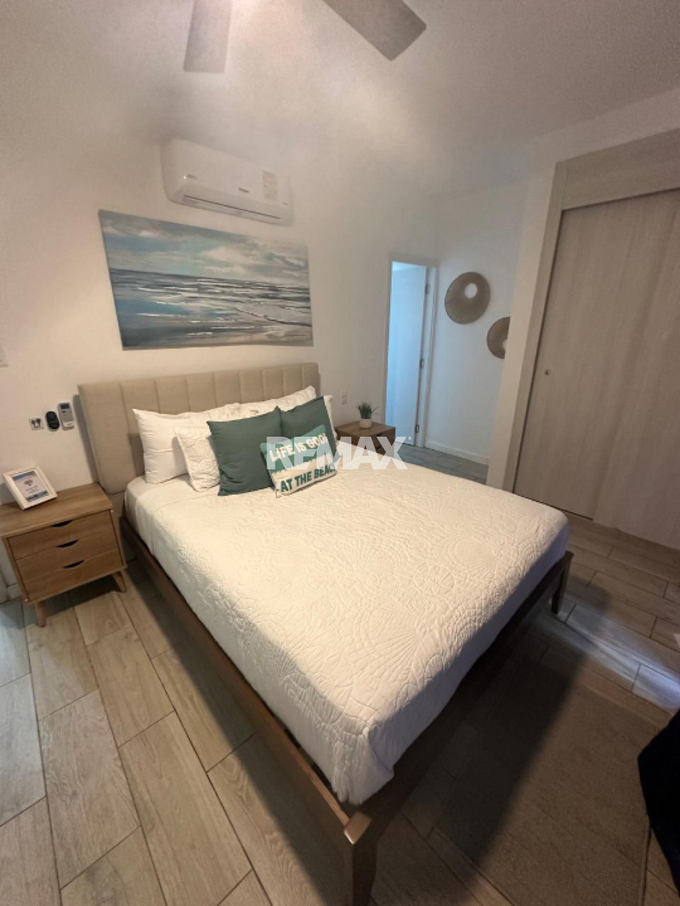 Apartamento con jardín y piscina privada - 2