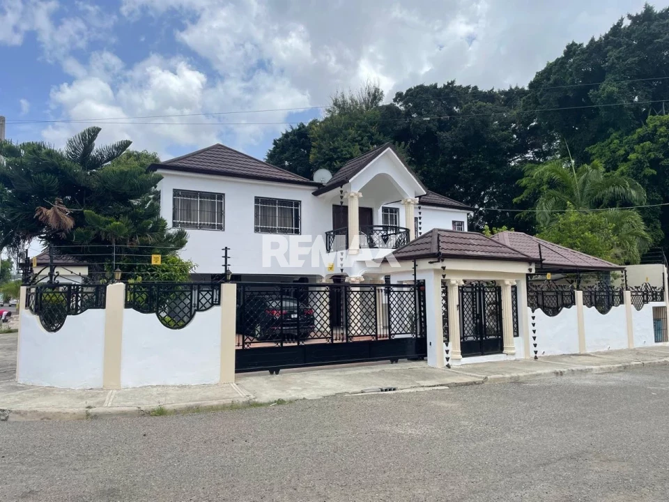 House en SANTIAGO, ÁREA MONUMENTAL