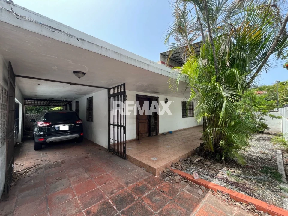 Casa en SANTO DOMINGO ESTE, ENSANCHE OZAMA