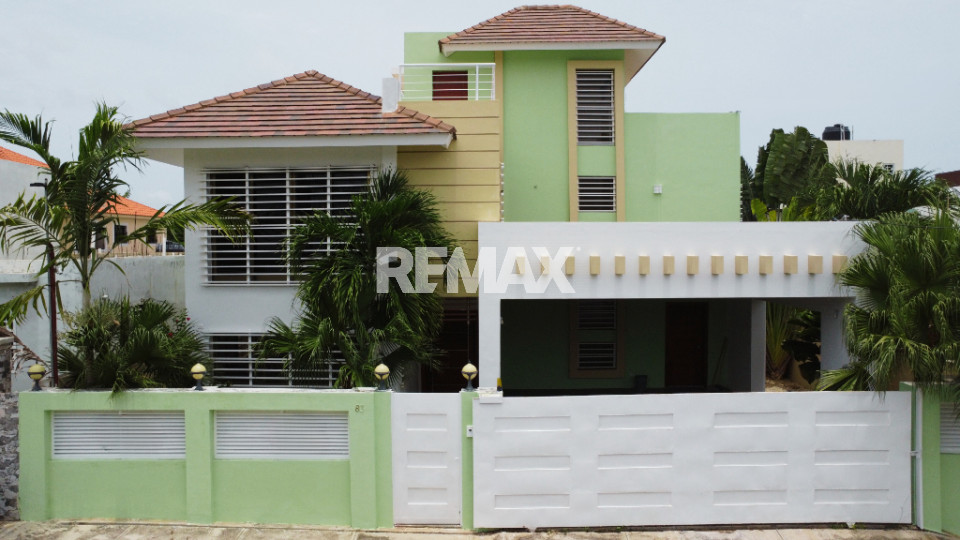 Casa en LA ROMANA, RESIDENCIAL ROMANA DEL OESTE