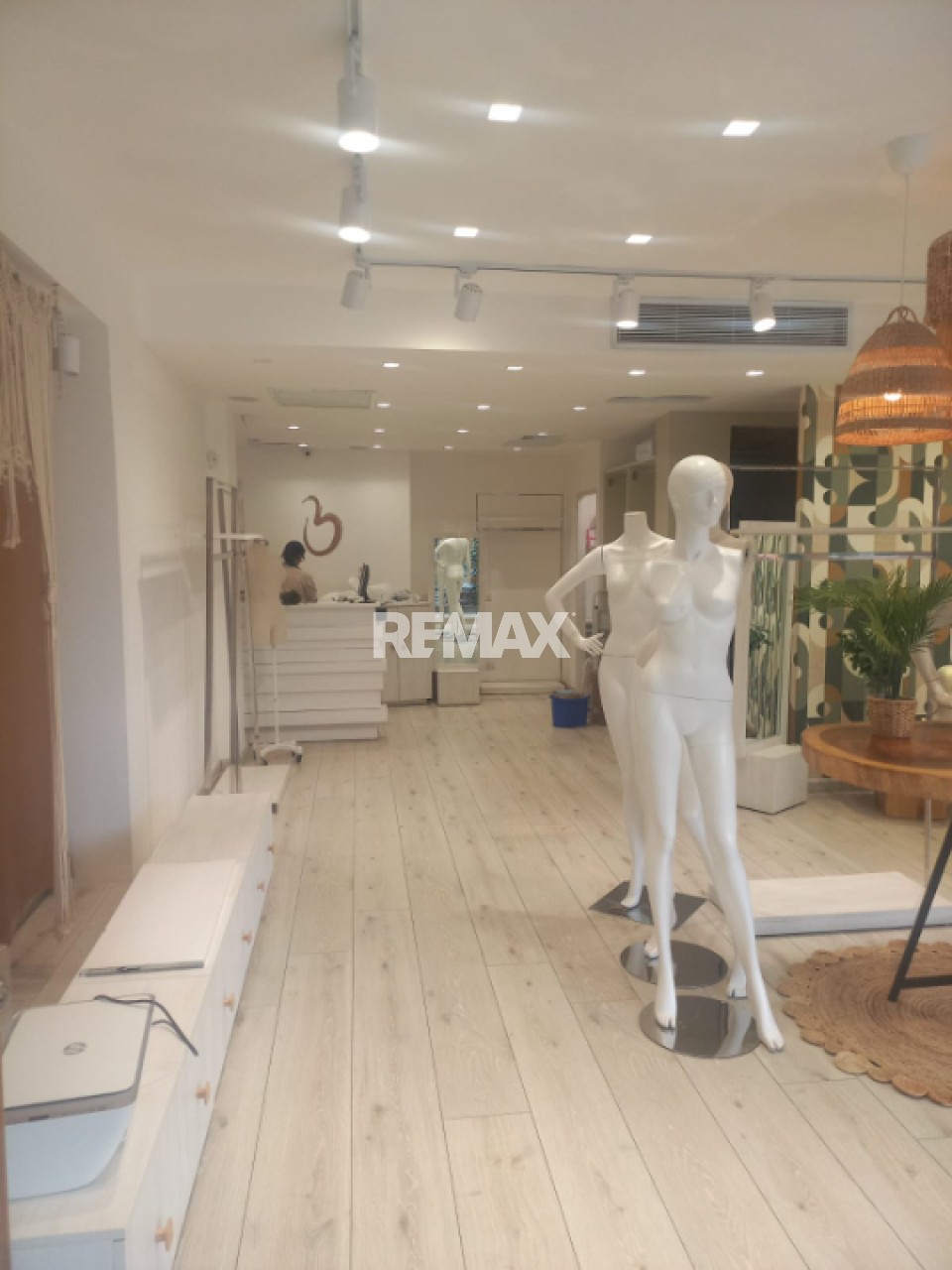 Local Comercial en SANTO DOMINGO DE GUZMÁN, PARAÍSO