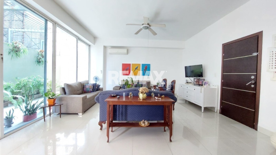 Apartamento en SANTO DOMINGO DE GUZMÁN, ENSANCHE NACO