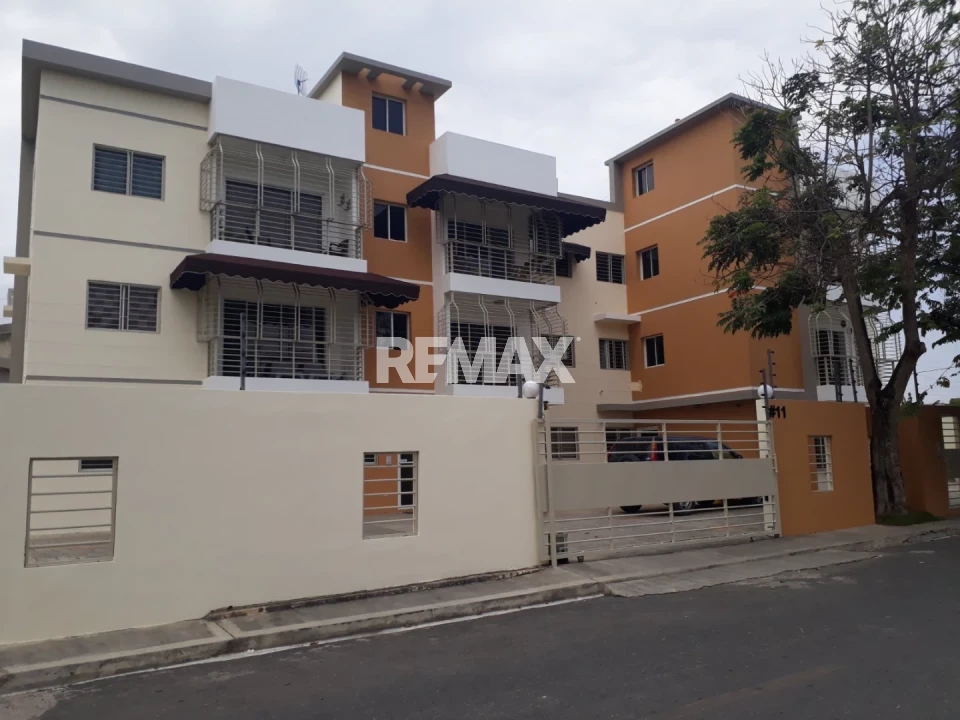 Apartamento en SANTO DOMINGO NORTE, MARAÑÓN II
