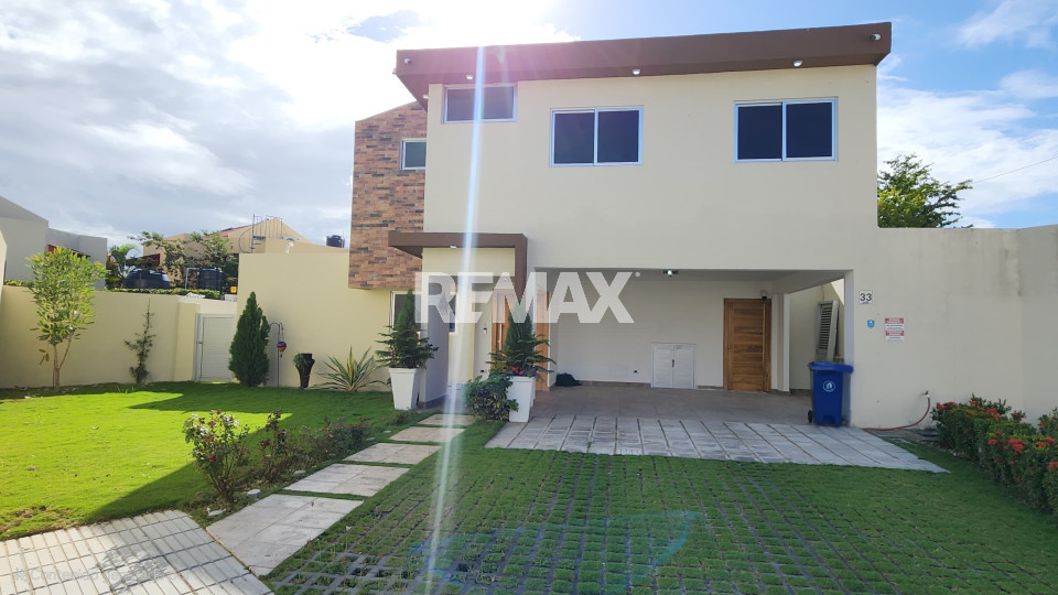 Casa en SANTO DOMINGO NORTE, CIUDAD MODELO