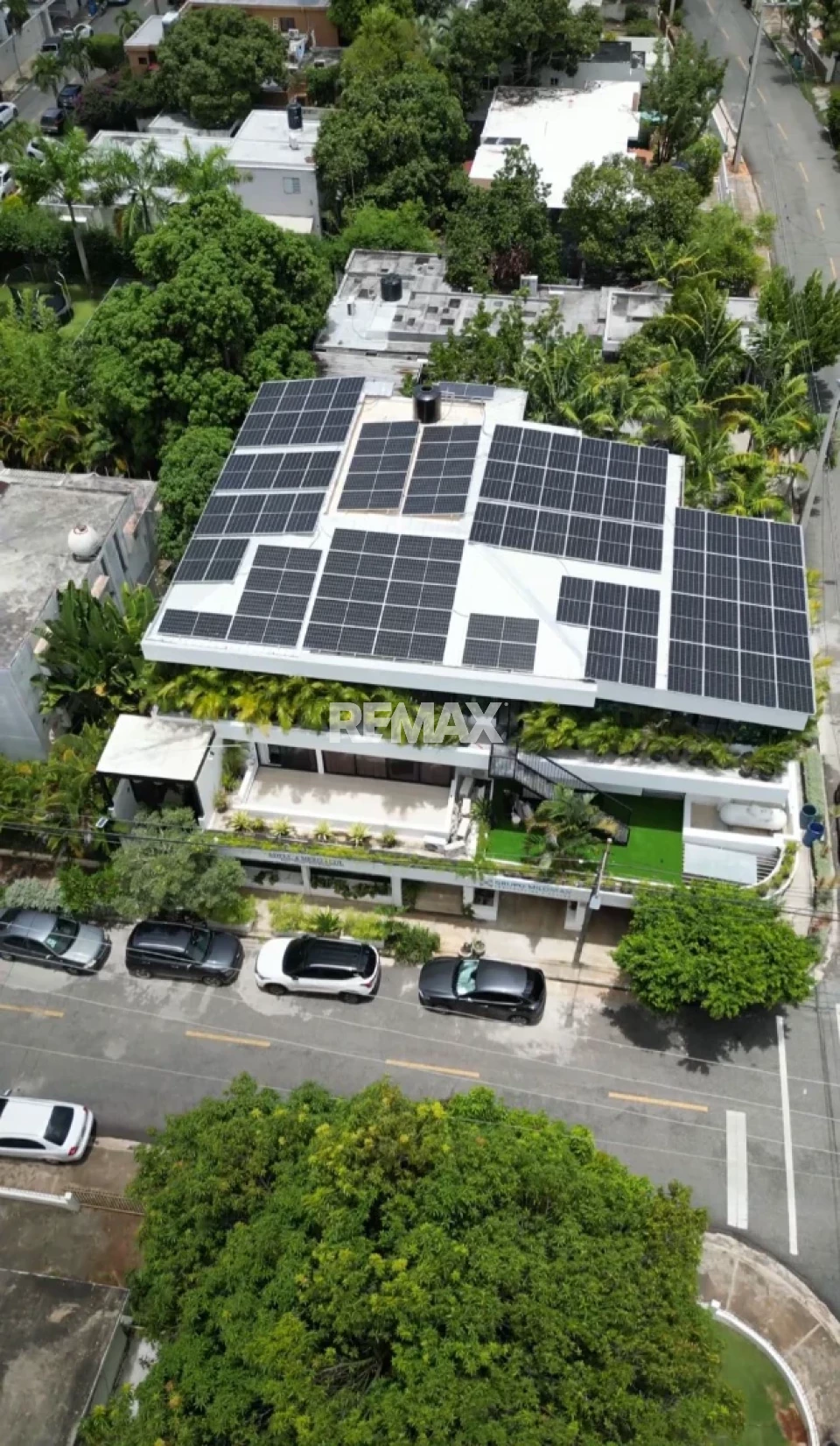 Commercial Space en SANTO DOMINGO DE GUZMÁN, MIRADOR SUR