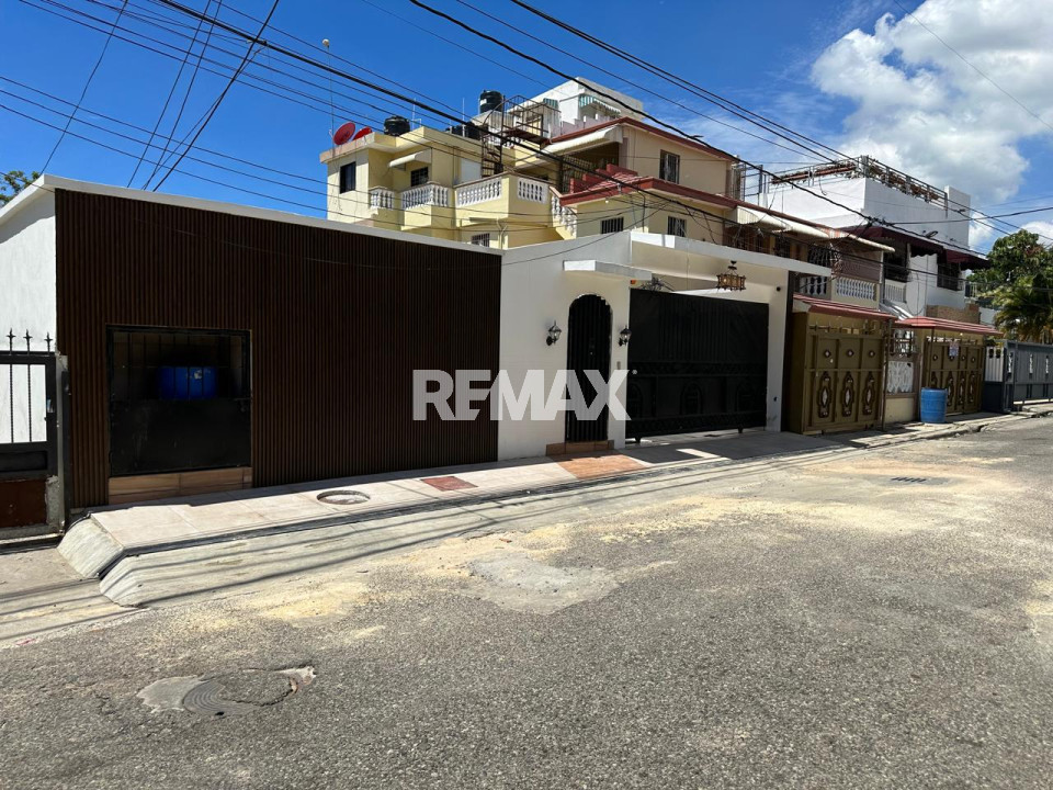 House en SANTO DOMINGO OESTE, RESIDENCIAL SANTO DOMINGO