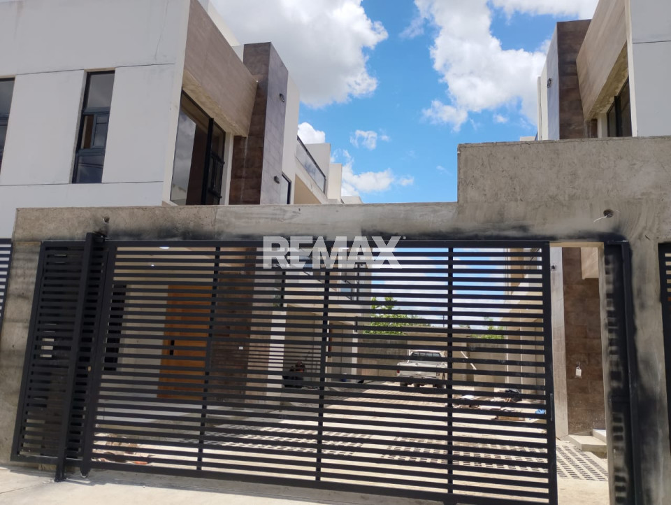 Casa en PRADO ORIENTAL I, SANTO DOMINGO ESTE