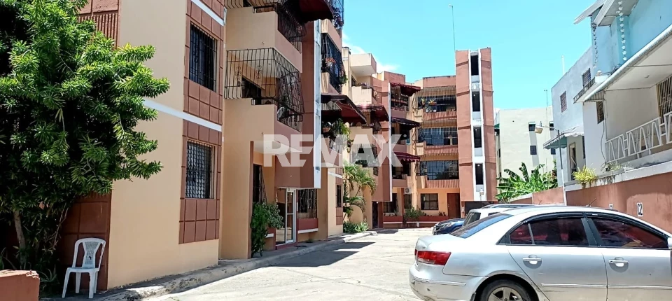 Apartamento en SANTO DOMINGO ESTE, ALMA ROSA I