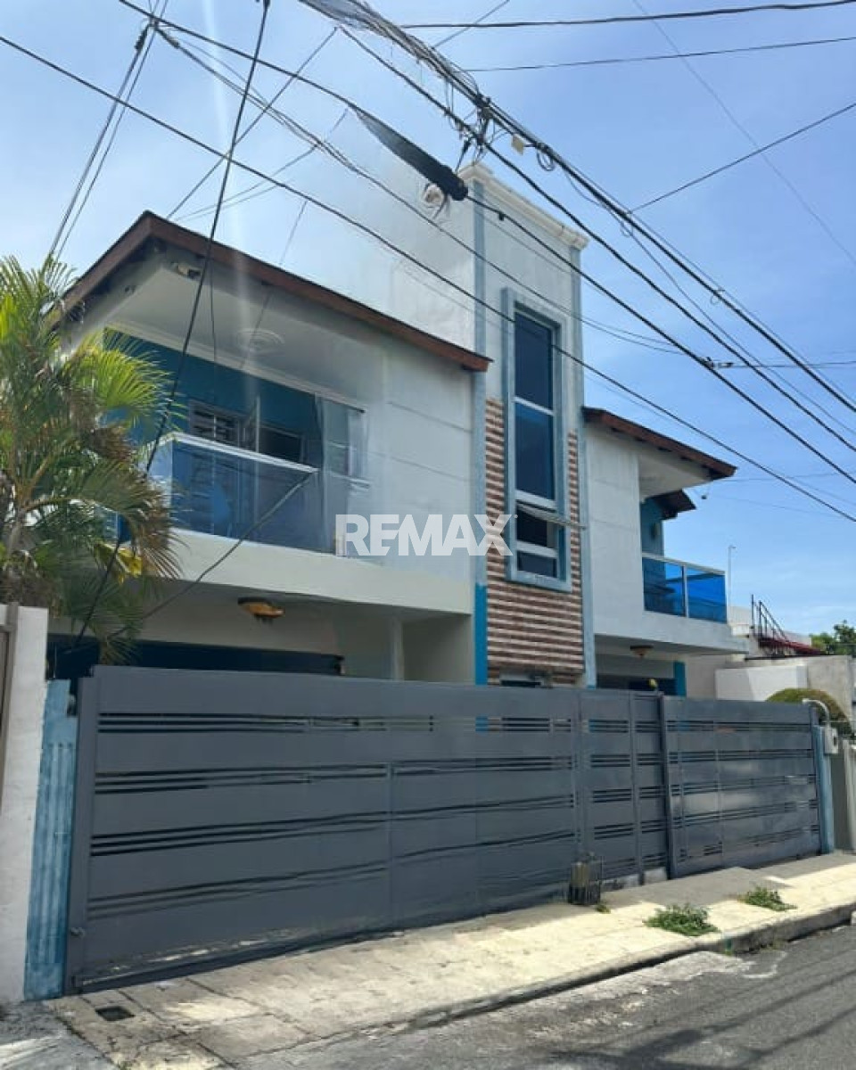 House en SANTO DOMINGO DE GUZMÁN, BUENOS AIRES (INDEPENDENCIA)