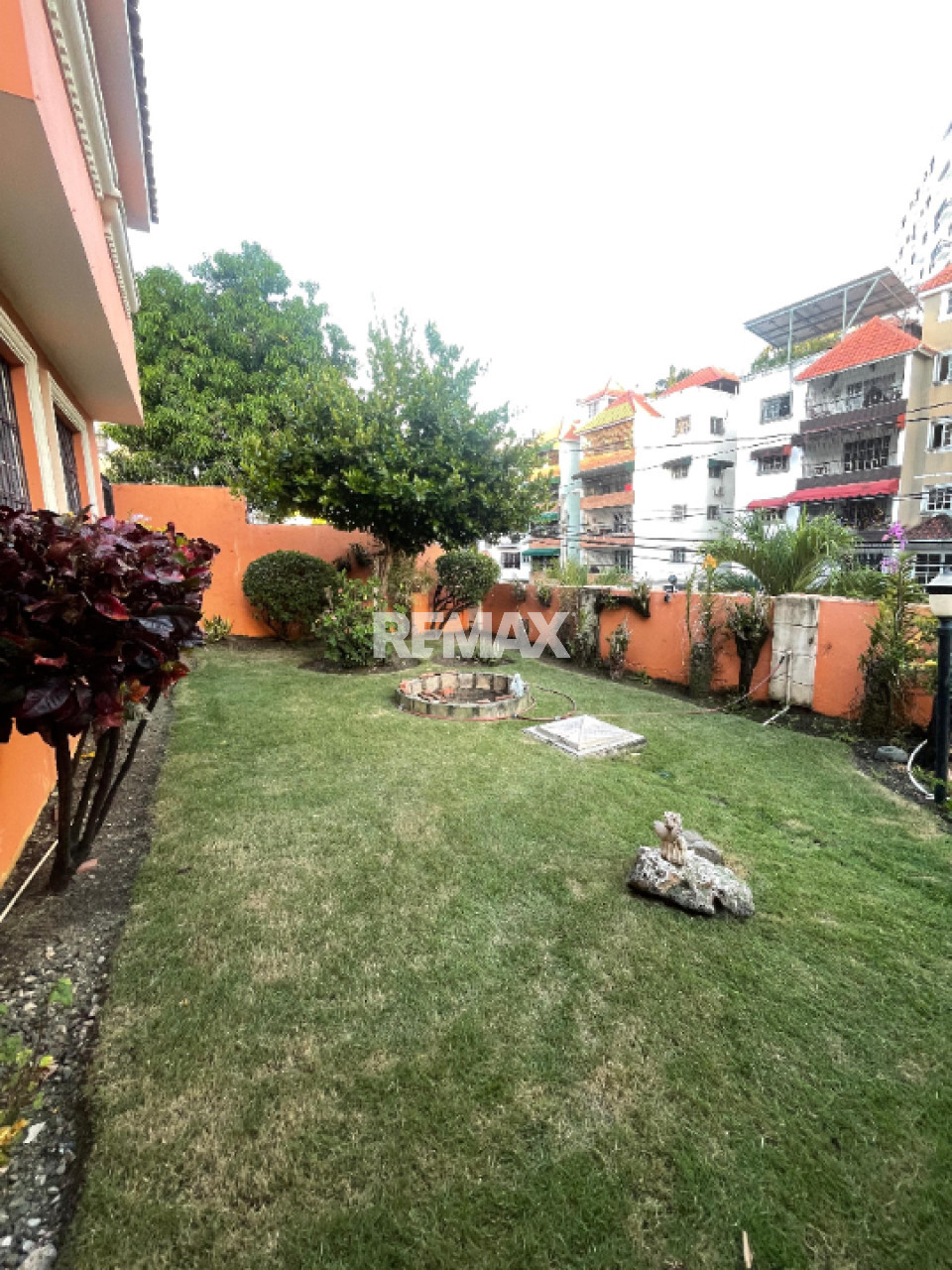 Casa en DON HONORIO, SANTO DOMINGO DE GUZMÁN