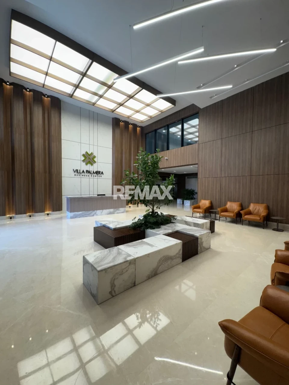 Local de Oficina en SANTO DOMINGO DE GUZMÁN, PIANTINI