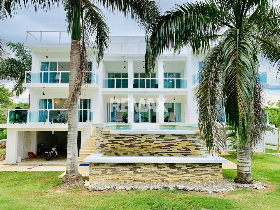 Casa en RÍO SAN JUAN, CENTRO DEL PUEBLO