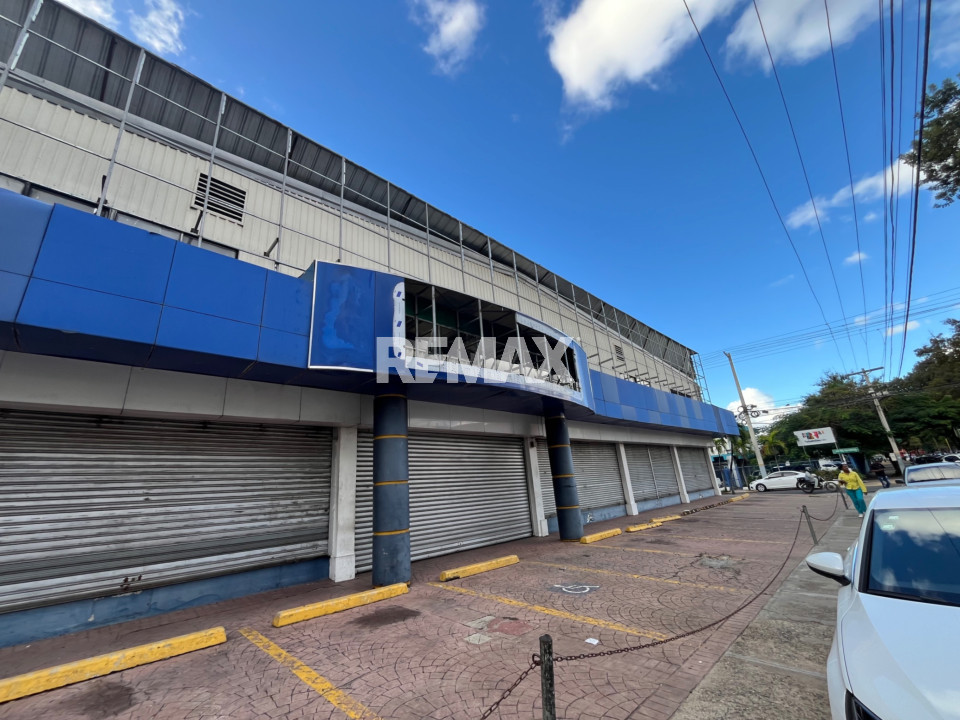 Commercial Space en SANTO DOMINGO DE GUZMÁN, MIRAFLORES