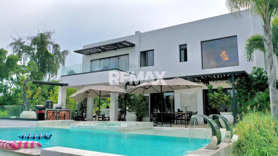 Casa en SANTO DOMINGO DE GUZMÁN, ALTOS DE ARROYO HONDO III