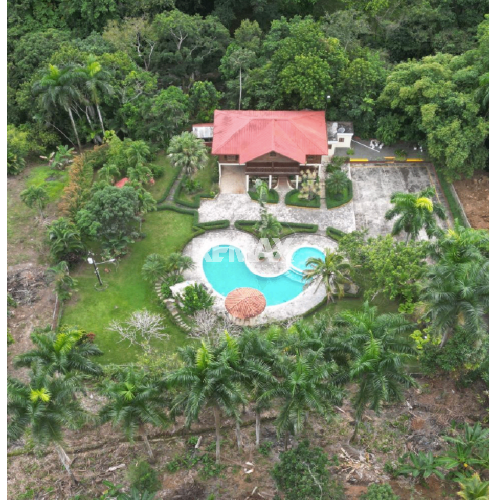 Casa en BEJUCO APLASTADO, BONAO