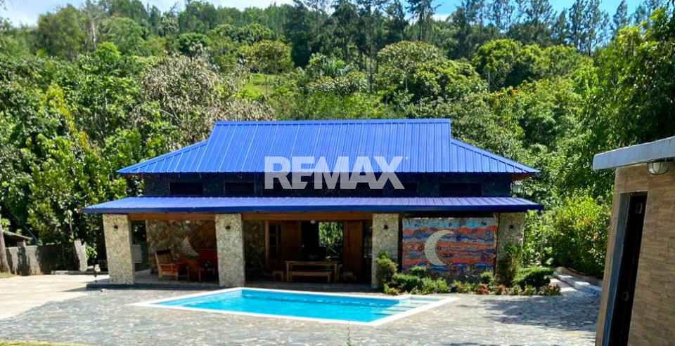 Casa en BEJUCO APLASTADO, BONAO