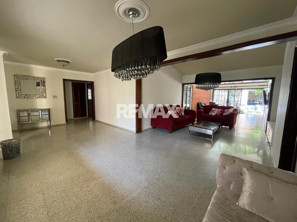 Local Comercial en SANTO DOMINGO DE GUZMÁN, EL MILLÓN