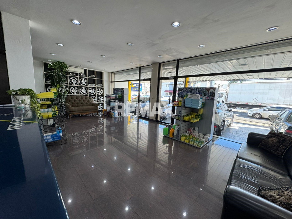 Commercial Space en SANTO DOMINGO DE GUZMÁN, ENSANCHE SERRALLES