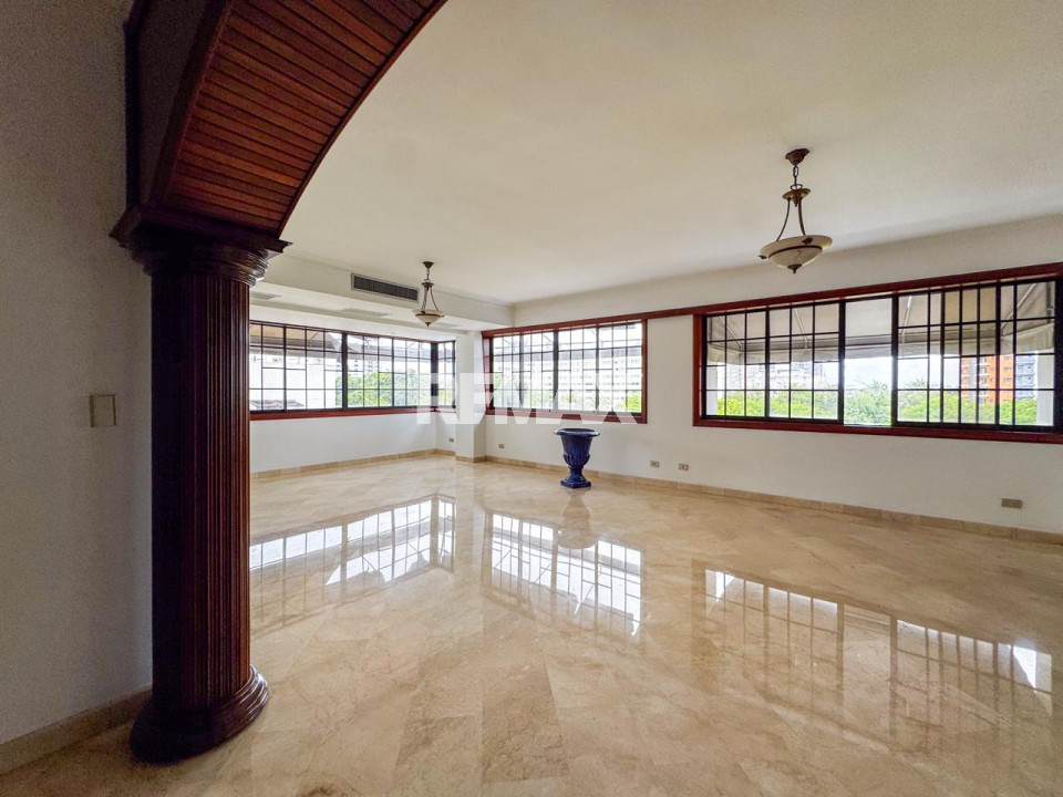 Apartamento en LOS CACICAZGOS, SANTO DOMINGO DE GUZMÁN