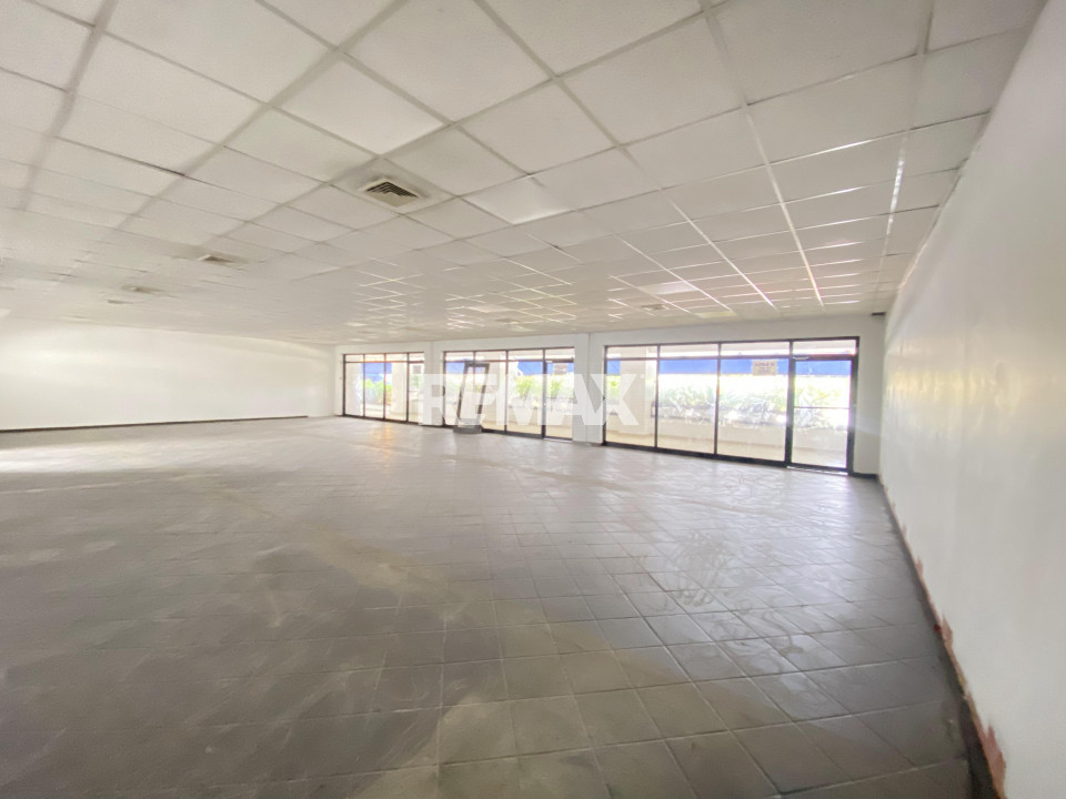 Local Comercial en SANTO DOMINGO DE GUZMÁN, ENSANCHE NACO