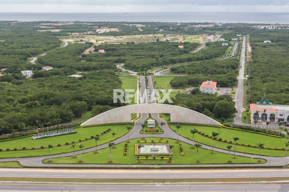 Terreno en PLAYA NUEVA ROMANA, NUEVA ROMANA